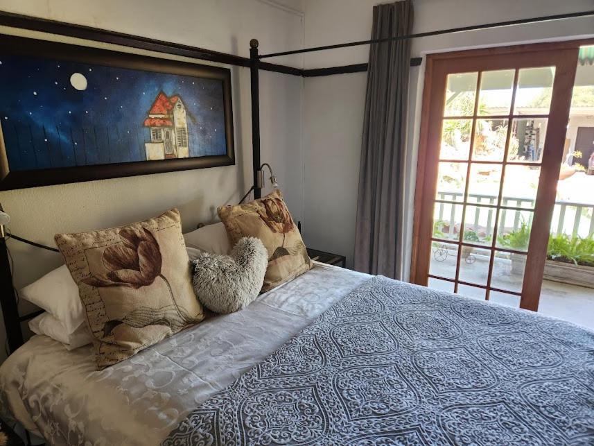 Beit Shalom Before Known As Best Little Guesthouse Oudtshoorn Exterior foto